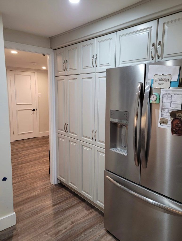 Kitchen Cabinet